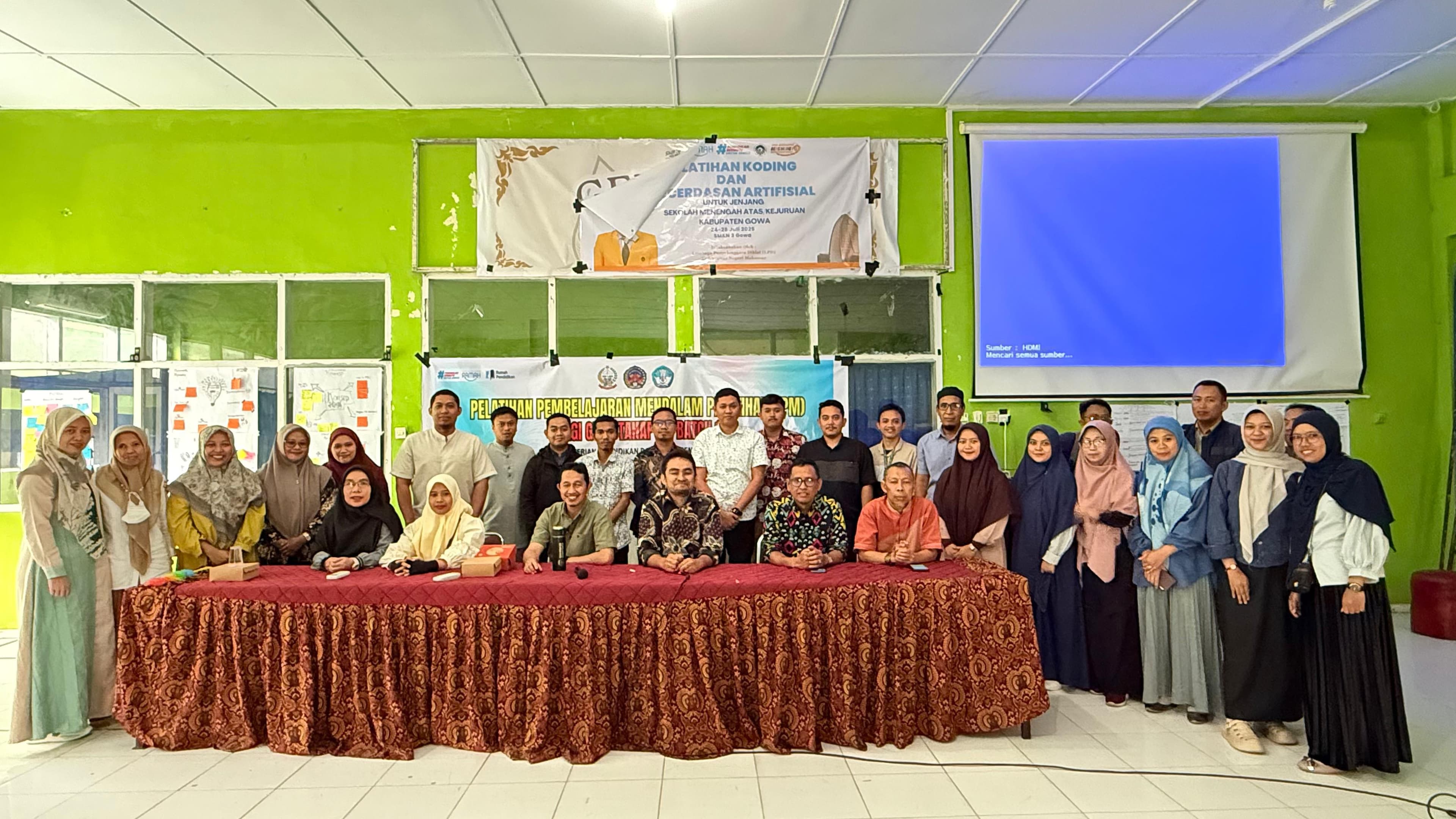 3 Guru VTHQ Ikuti Kegiatan Pelatihan Pembelajaran Mendalam di SMKN 3 GOWA